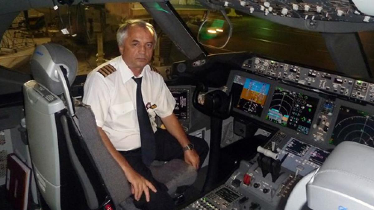 Dumitru Oprişiu, singurul căpitan român pe Boeing 787 Dreamliner