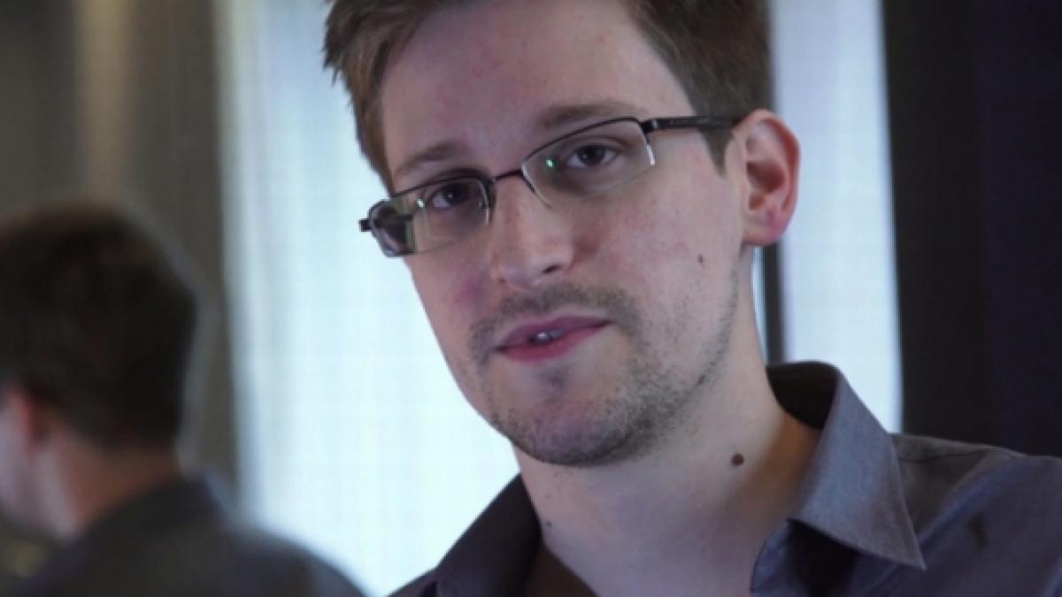 Fostul consultant american Edward Snowden, acuzat de spionaj