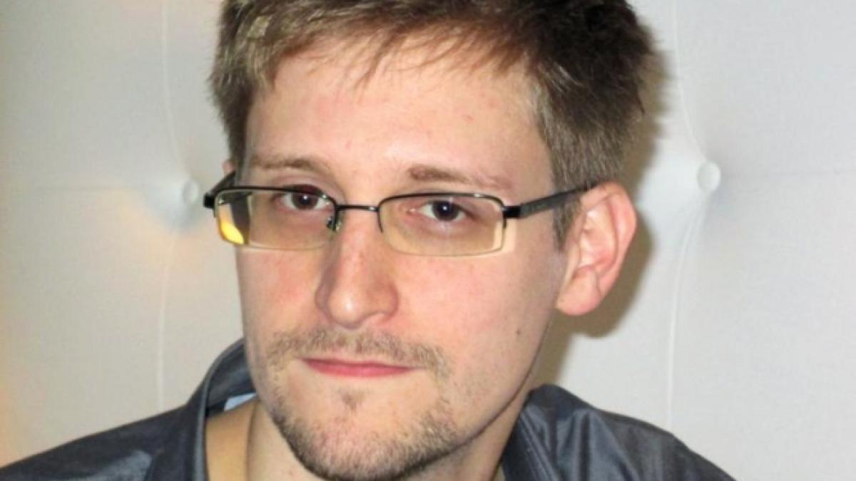 &quot;Fugarul&quot; Edward Snowden, acuzat de spionaj, intenţionează să ajungă în Venezuela via Cuba