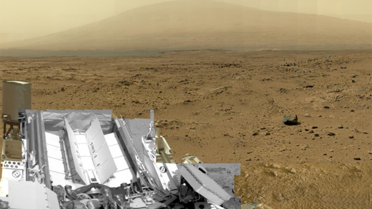 Panoramă spectaculoasă de 1,3 miliarde pixeli, realizată de robotul Curiosity pe planeta Marte 