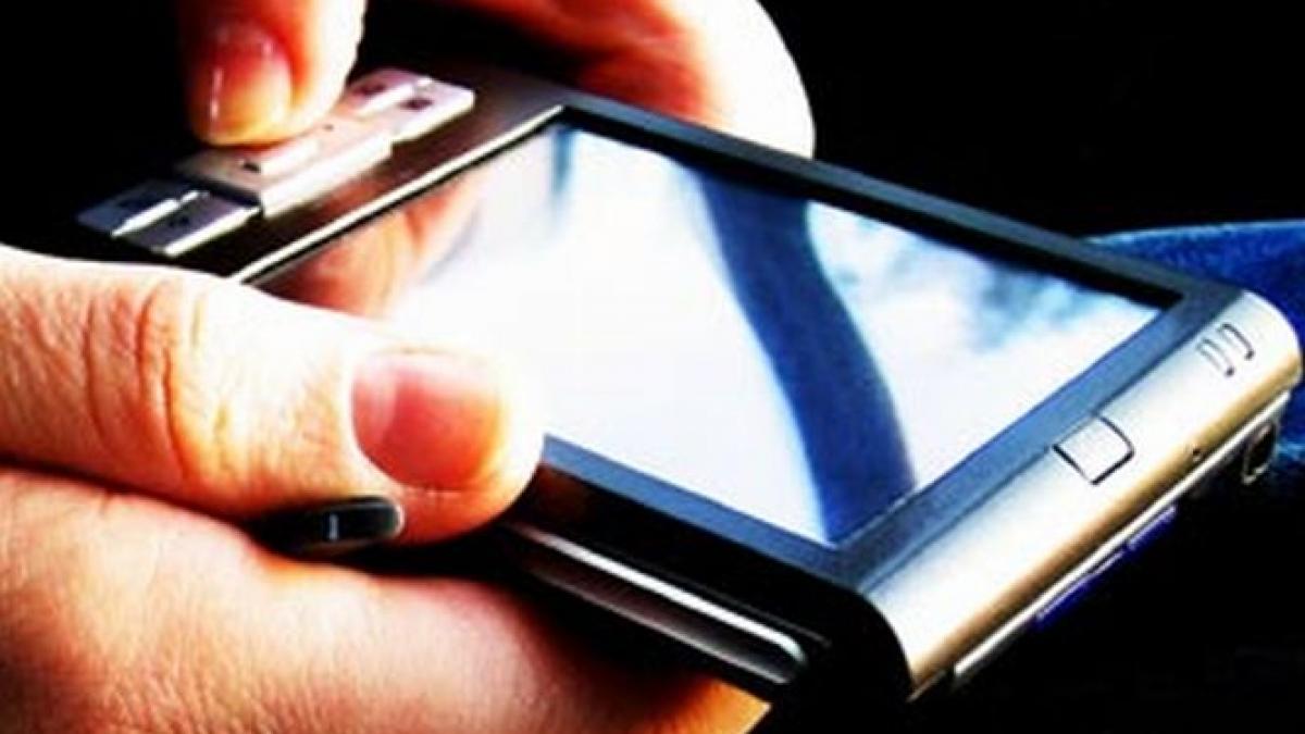 Comisia Europeană: Tarifele de roaming, mai ieftine cu 36% începând de săptămâna viitoare