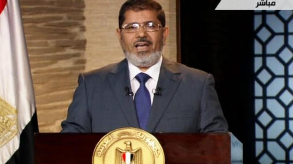 Opoziţia egipteană îl critică dur pe Mohammed Morsi