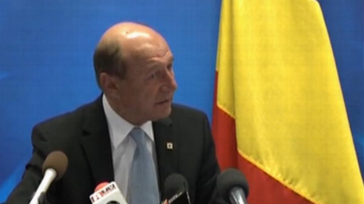 Băsescu: L-am rugat pe Antonescu să mă reprezinte la ceremonia de la Zagreb şi a fost de acord