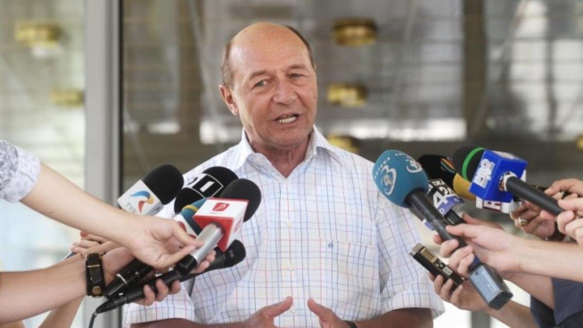 Traian Băsescu: Eu am încurajat Fundaţia Mişcarea Populară să formeze partidul