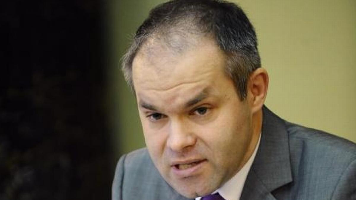 Dispută între Daniel Funeriu şi Cătălin Ivan pe tema rezultatelor de la Evaluarea Naţională