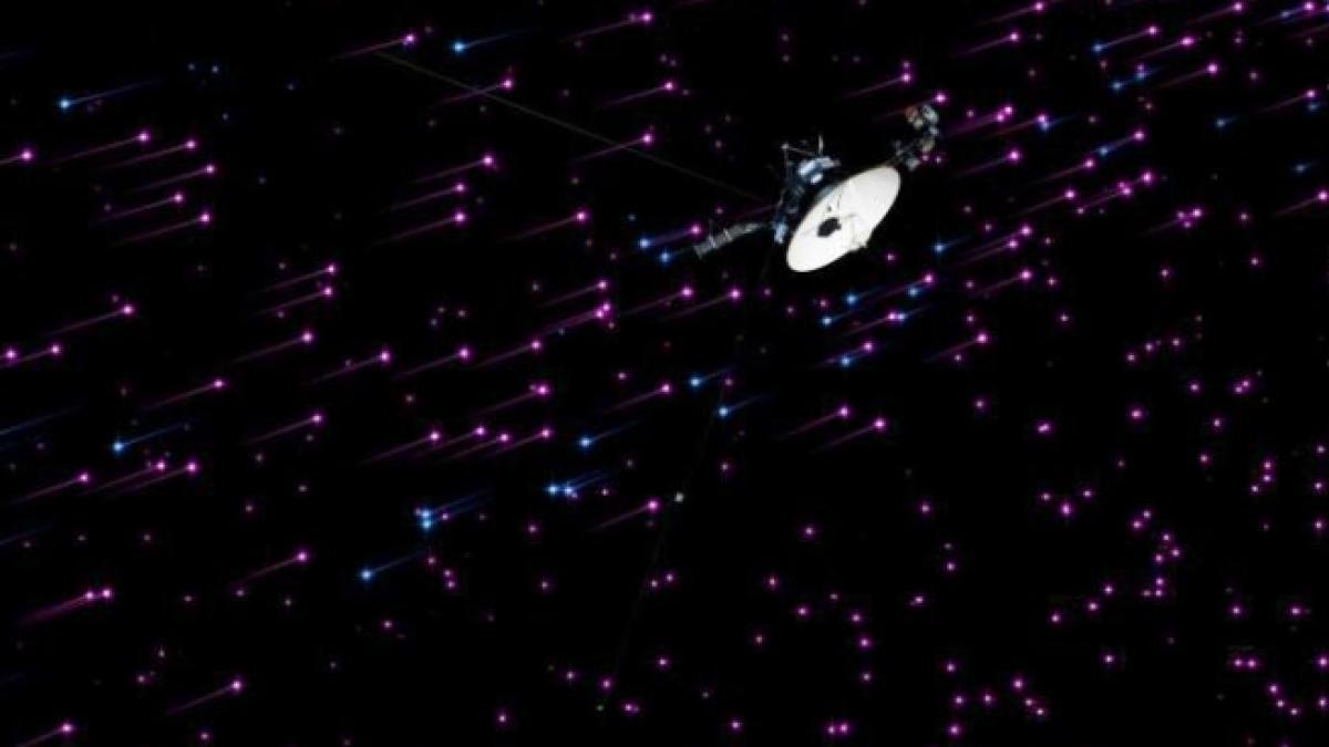 NASA anunţă că Voyager 1 a ajuns la marginea Sistemului Solar