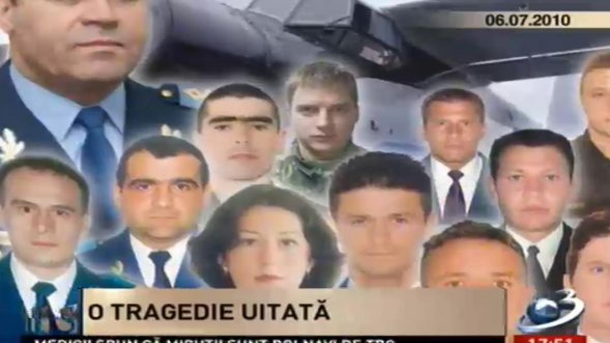 Secvenţial: Tragedia aviatică de la Tuzla - 12 morţi, niciun vinovat