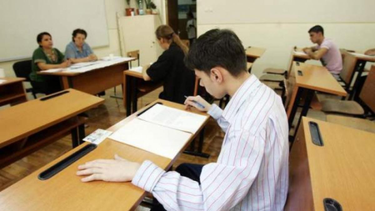 BAC anchetat de procurori şi SRI. Comisia de bacalaureat de la Liceul &quot;Bolintineanu&quot; Bucureşti, schimbată pentru suspiciuni de fraudă