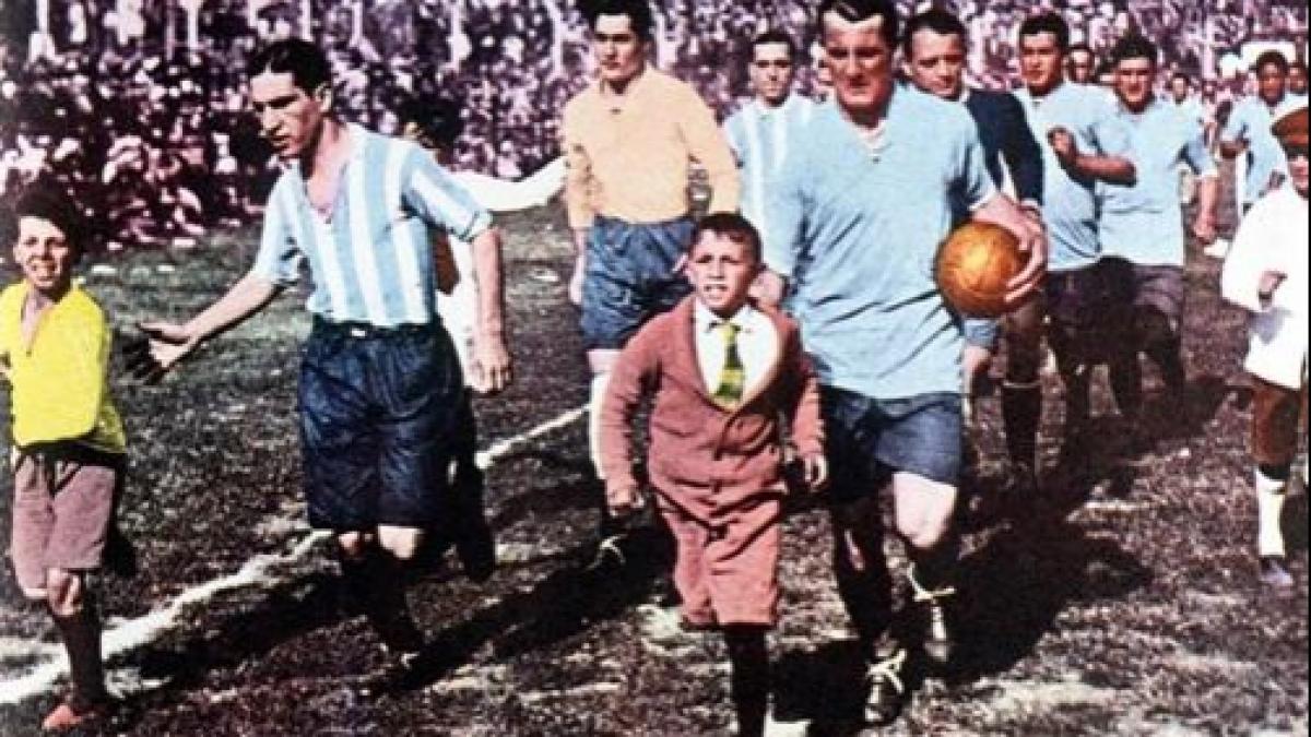 Argentina şi Uruguay ar putea organiza împreună Cupa Mondială de fotbal din 2030