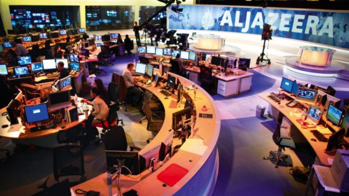 Mai mulţi colaboratori ai postului de televiziune Al-Jazeera din Egipt au demisionat