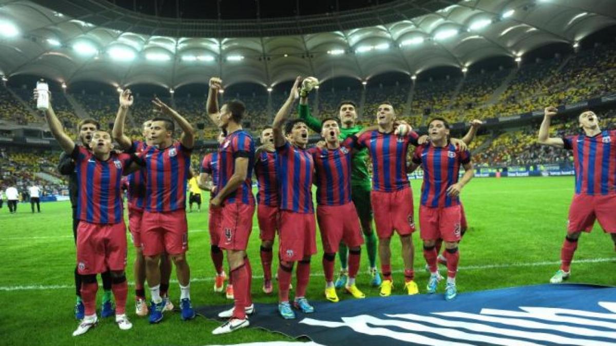 Reghecampf regretă că Steaua nu a marcat mai multe goluri în Supercupa României