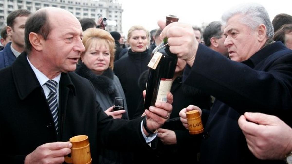 Băsescu trece Prutul în ultima vizită oficială în R. Moldova. &quot;Eu nu văd niciun sens ca această persoană, beată sau trează, să vină aici&quot;