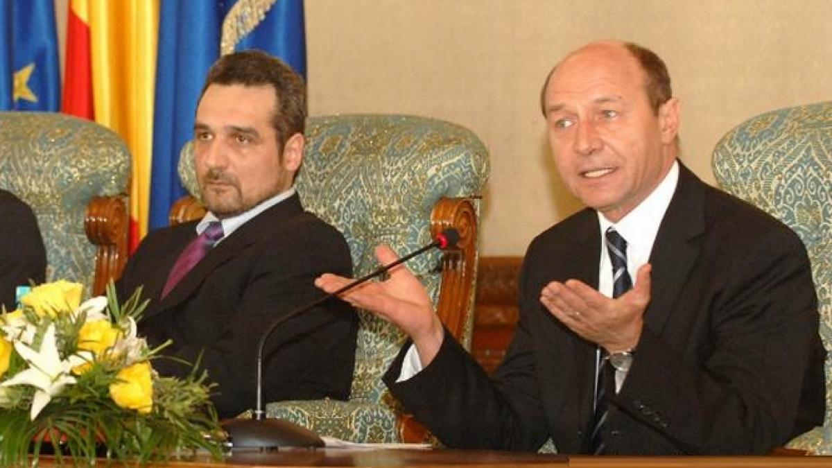 Cât câştigă consilierii lui Băsescu din apariţiile la TV