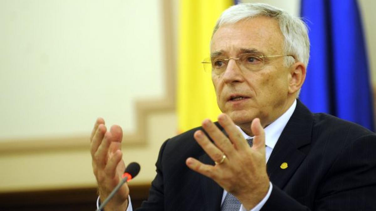 Isărescu: Mai bine să avem creştere economică de 4% pe an, dacă acesta este potenţialul