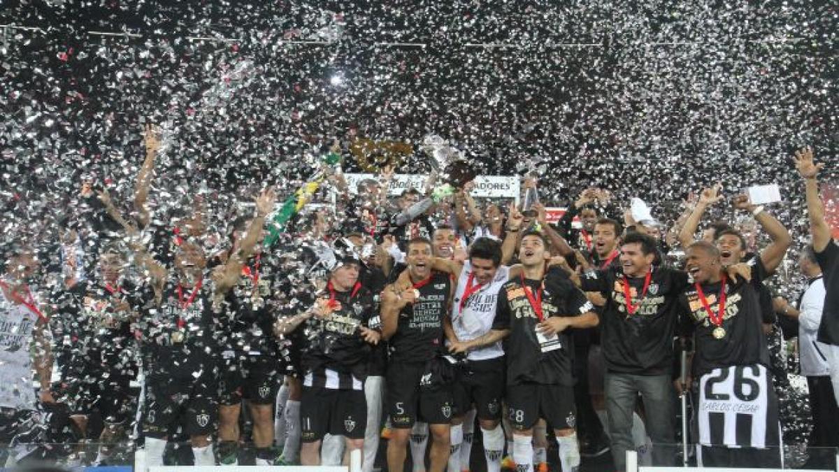 Atletico Mineiro a câştigat în premieră Copa Libertadores, iar Ronaldinho intră în istoria fotbalului