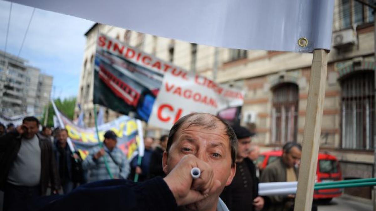 Mii de sindicalisti CFR vor protesta astăzi în Capitală