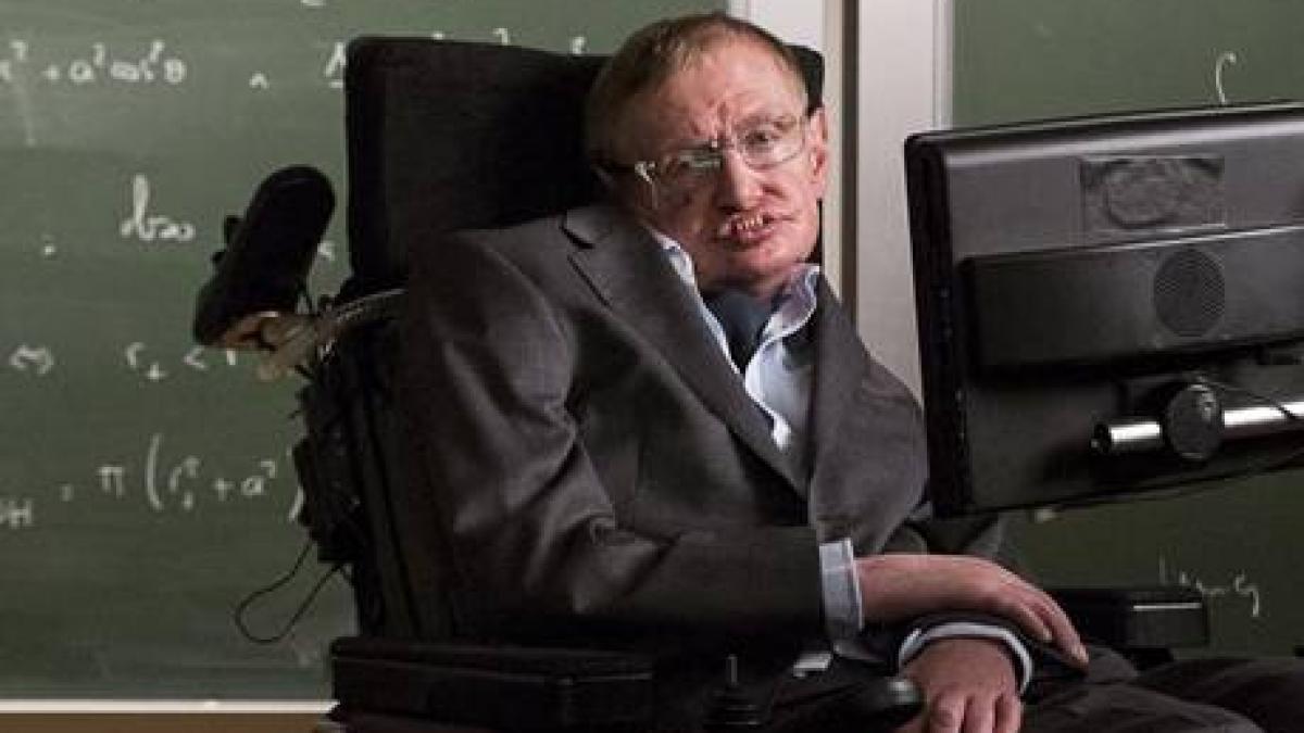 Stephen Hawking: Medicii au propus soţiei mele să oprească aparatele care mă ţineau în viaţă