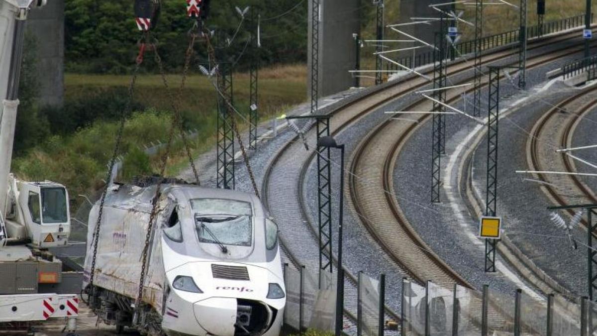 A ştiut că e un tronson cu probleme, dar degeaba. Mecanicul trenului deraiat în Spania şi-a alertat superiorii în legătură cu franarea dificilă