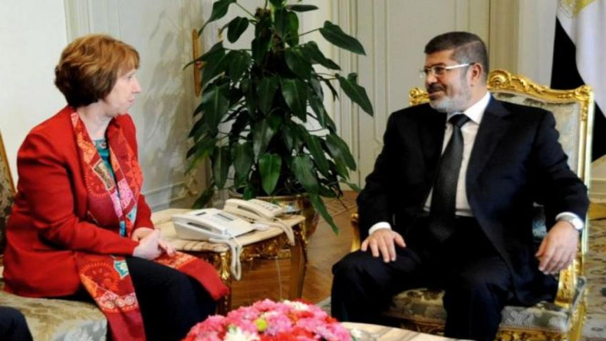 Mohamed Morsi a respins oferta de reconciliere naţională prezentată de Catherine Ashton