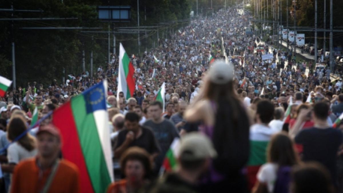 Bulgaria, în a 47-a zi de proteste. Manifestanţii cer demisia Guvernului şi alegeri anticipate