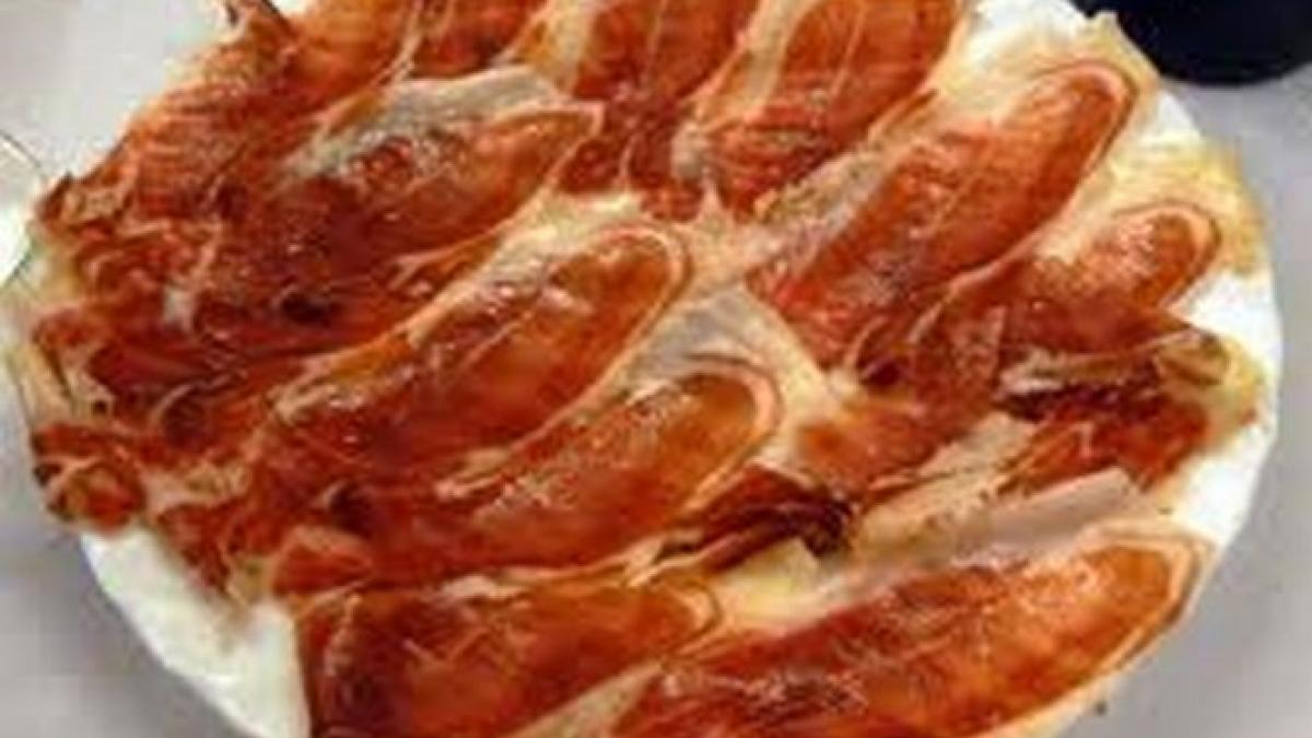 Românii, codaşi la consumul de carne. Mâncăm produse ieftine şi de o calitate îndoielnică