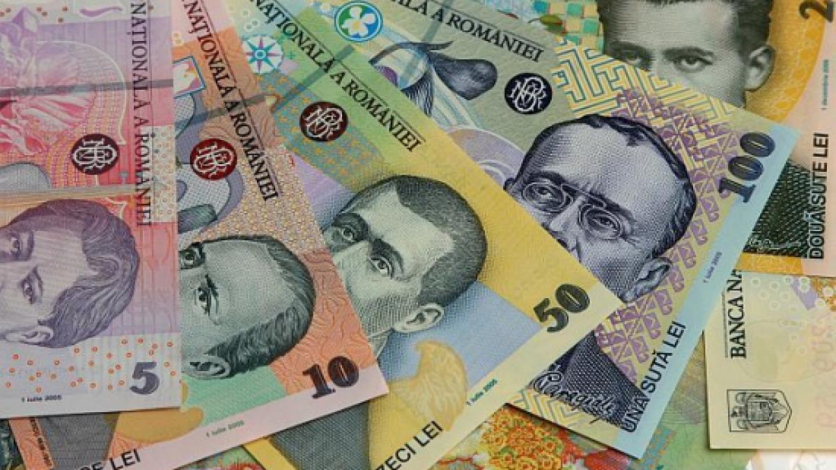 Cursul BNR a coborât la 4,4111 lei/euro