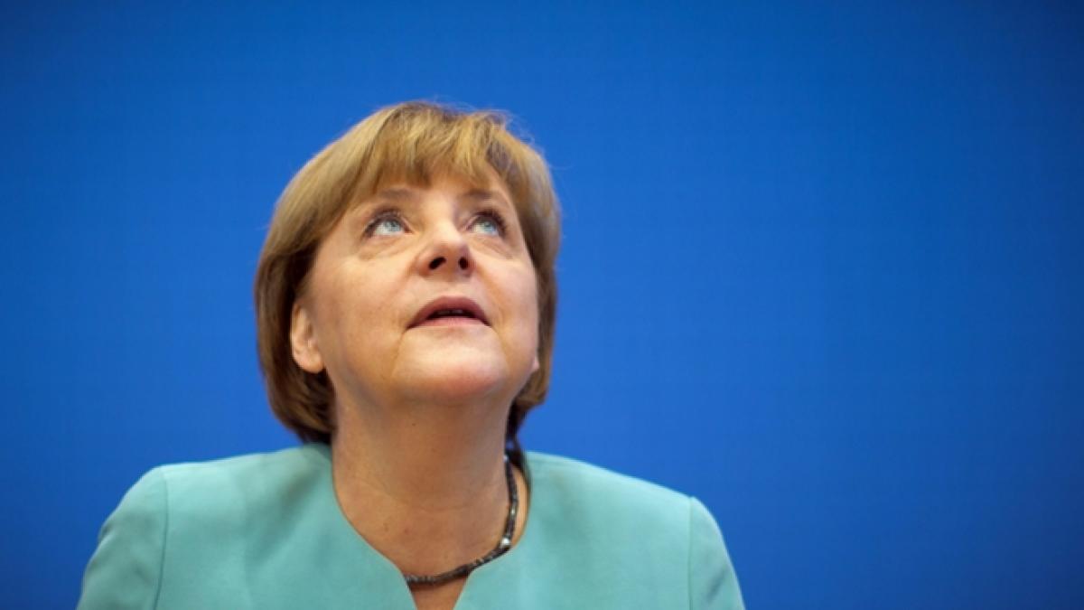 Angela Merkel ar urma să renunţe la Cancelarie în 2017, dacă va câştiga un nou mandat. Un purtător de cuvânt al guvernului neagă informaţia