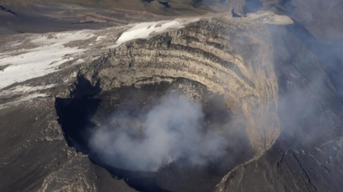 ALERTĂ în Indonezia, în urma ERUPŢIEI UNUI VULCAN. Cinci persoane au fost ucise