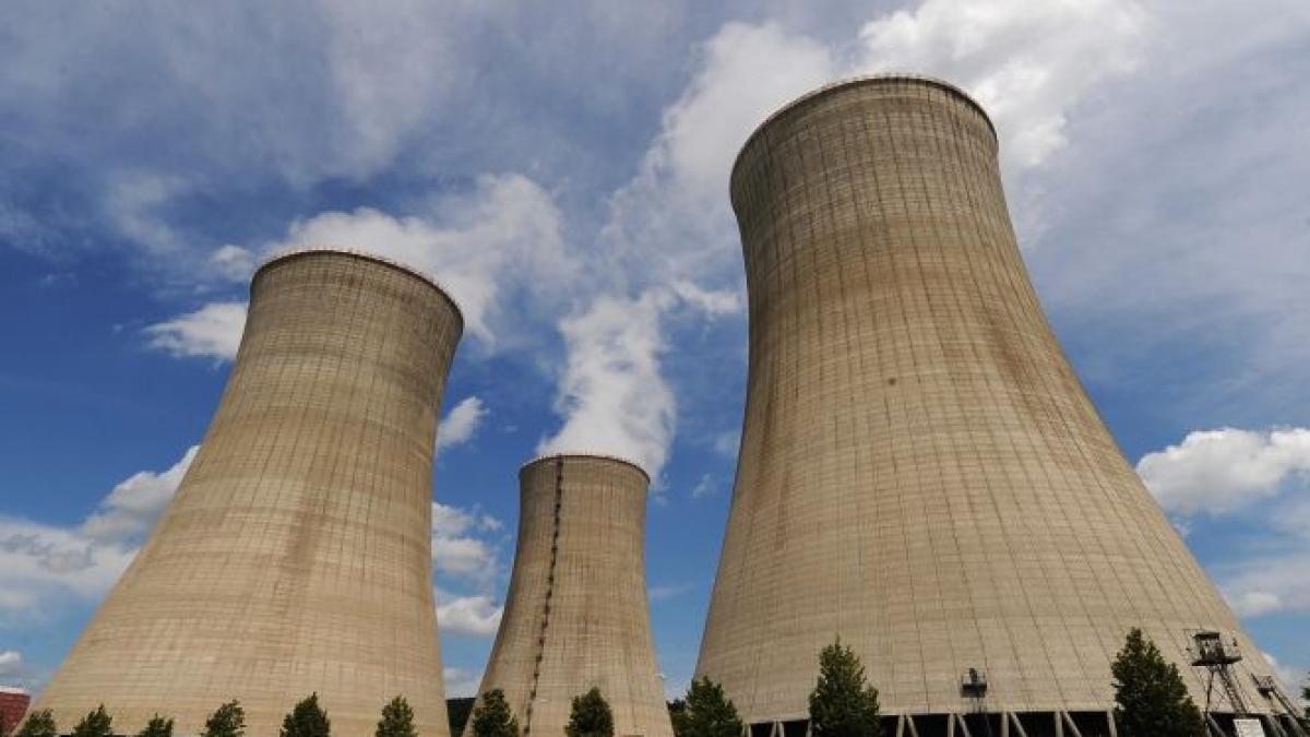 Iranul va semna un acord cu Rusia pentru construirea unei noi centrale nucleare