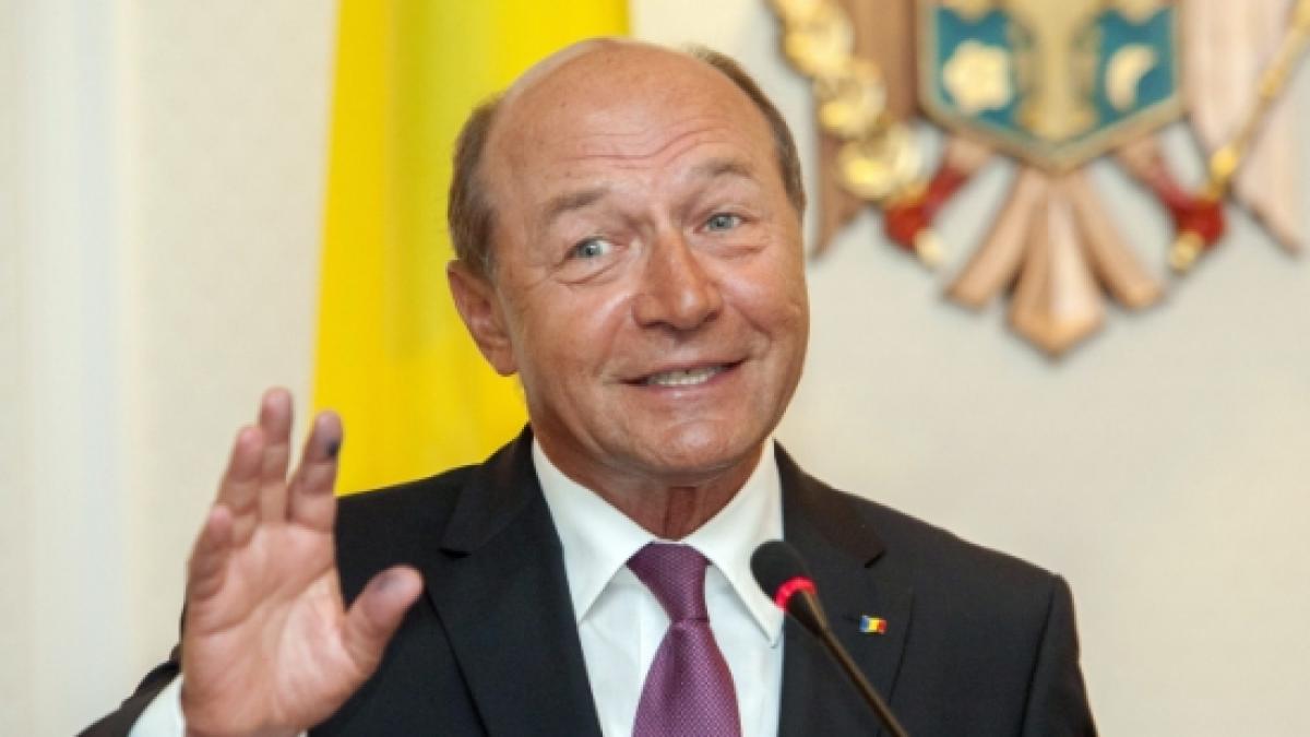 Mesajul lui Băsescu cu prilejul sărbătorii &quot;Adormirea Maicii Domnului&quot; şi Zilei Marinei