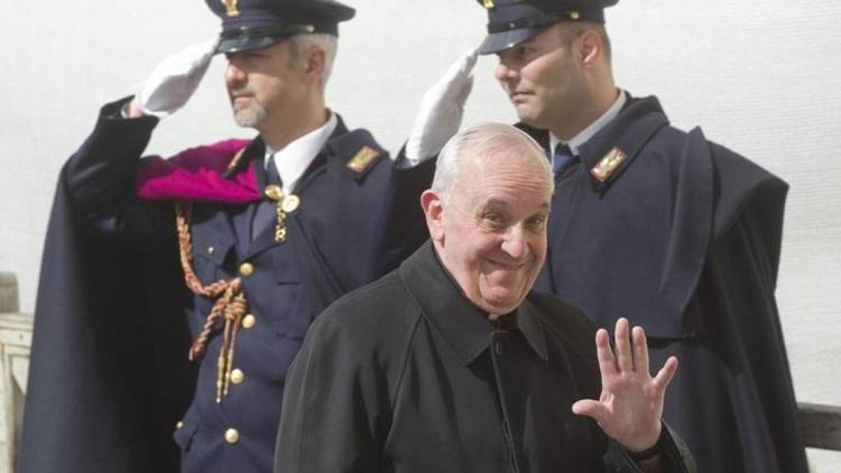 Femeia cu care Papa Francisc a vorbit la telefon. Suveranul Pontif a sunat-o de la Vatican după ce a aflat asta despre ea