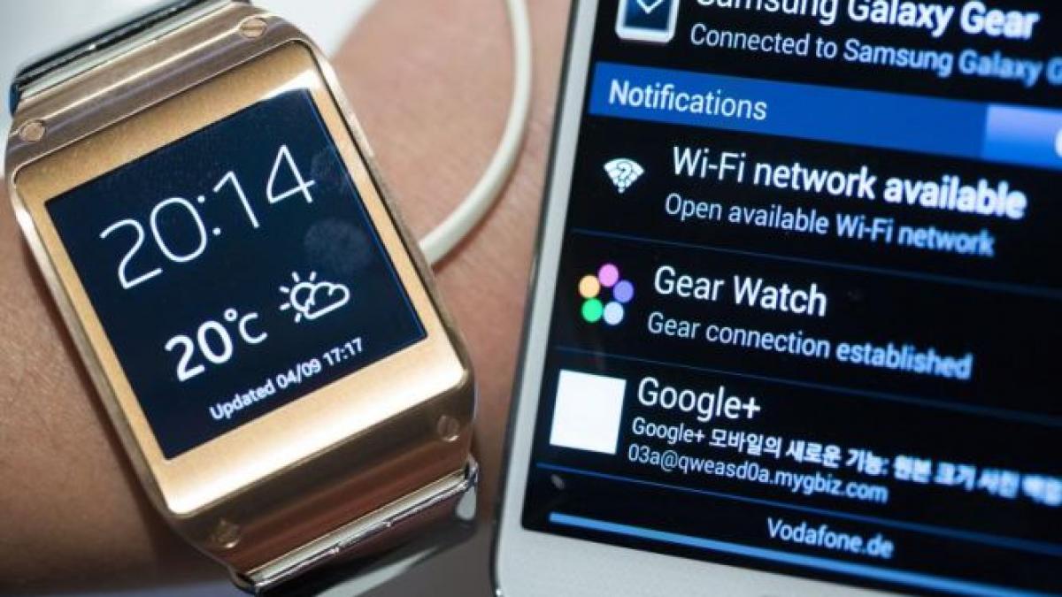 Ceasul inteligent Galaxy Gear, lansat pe piaţă de Samsung. Cât va costa aparatul 