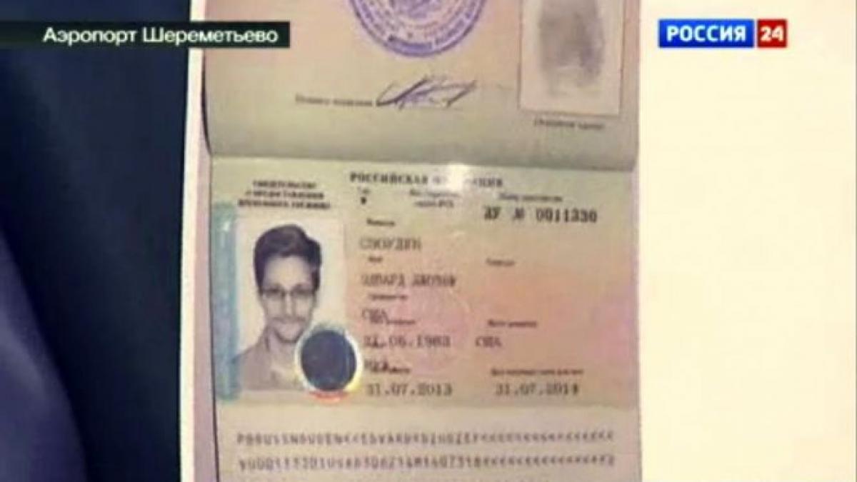 Edward Snowden trăieşte sub pază în Rusia, într-o locaţie secretă 