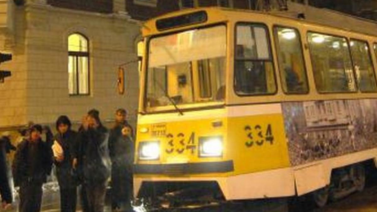 Caz şocant la Timişoara. A trecut cu tramvaiul peste trupul unui bărbat fără să observe