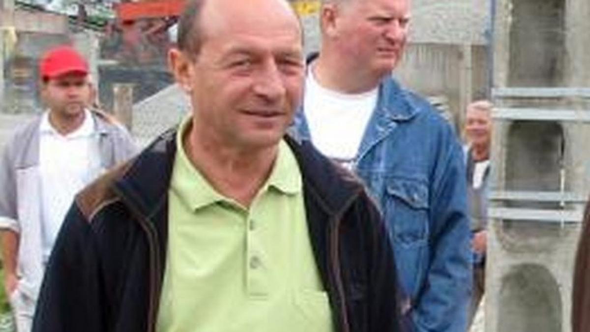 Traian Băsescu, în vizită pe şantierul Gazoductului Iaşi - Ungheni 