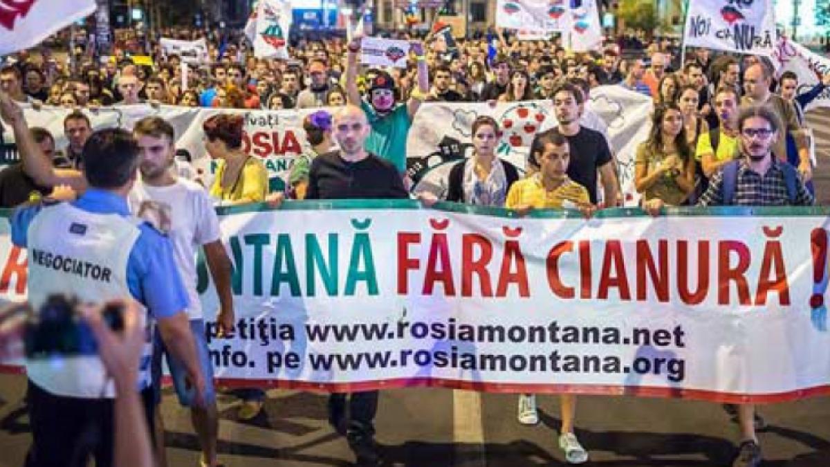 Reprezentanţii protestatarilor din Piaţa Universităţii, faţă în faţă cu politicienii pentru a discuta despre Roşia Montană. Se anunţă o zi agitată