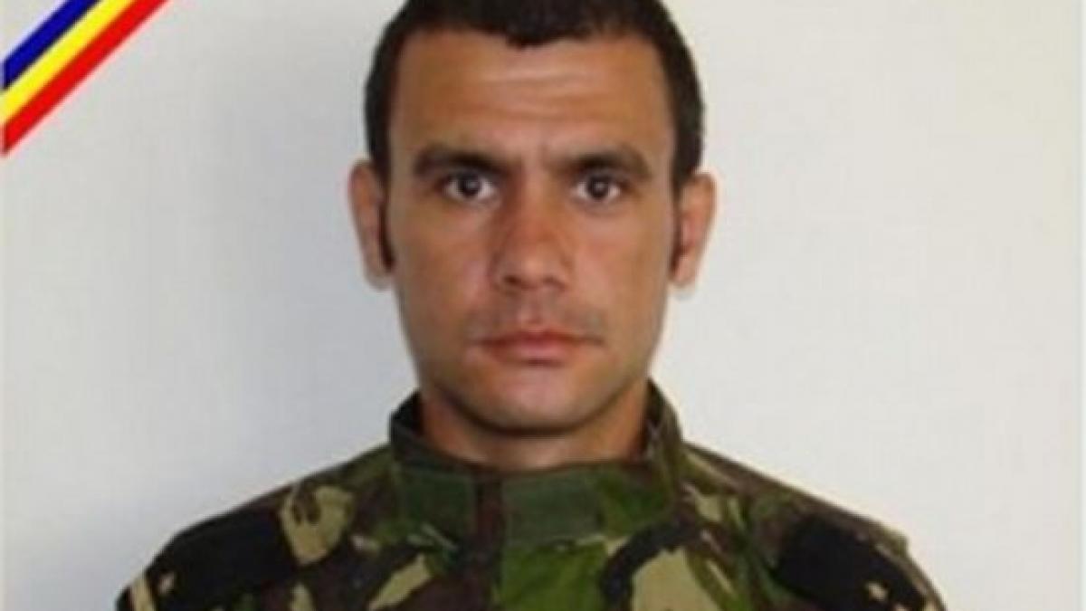 Militarul Vasile Claudiu Popa, mort în Afganistan, cetăţean de onoare la Alba Iulia