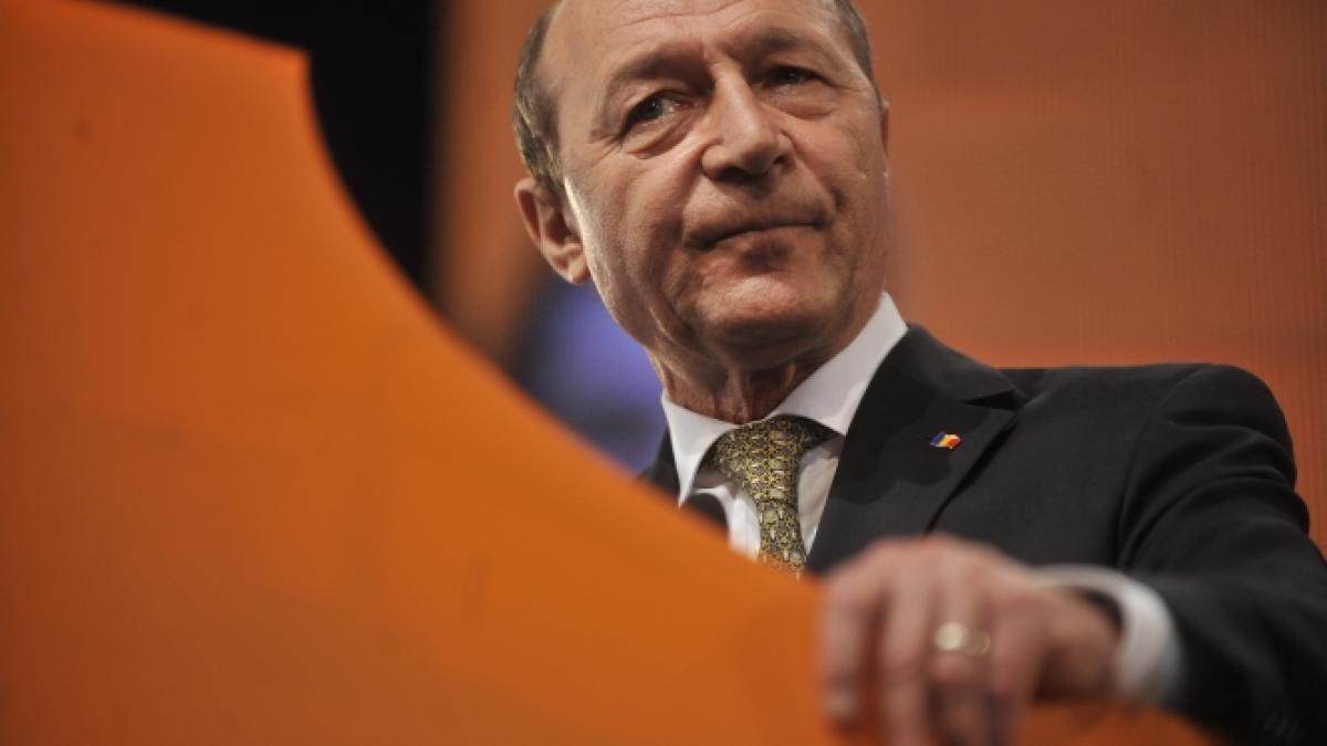 Băsescu va organiza sâmbătă o dezbatere pe problema Roşia Montană