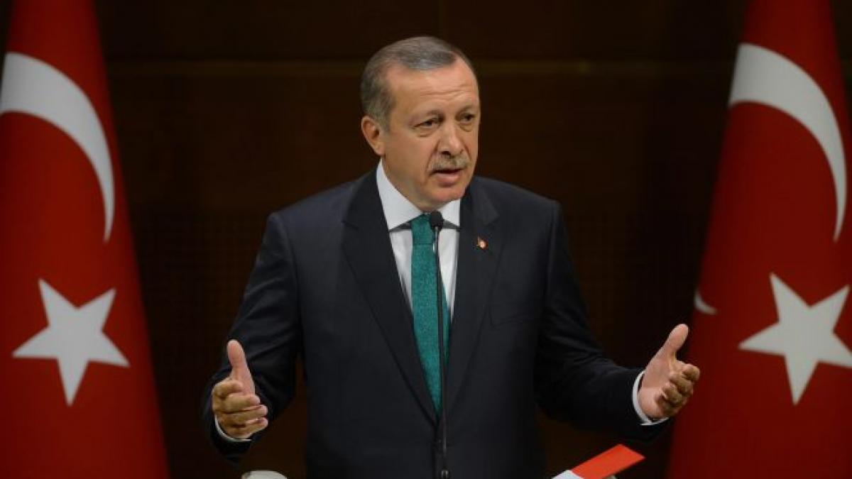 Recep Tayyip Erdogan ar putea candida la alegerile prezidenţiale de anul viitor din Turcia