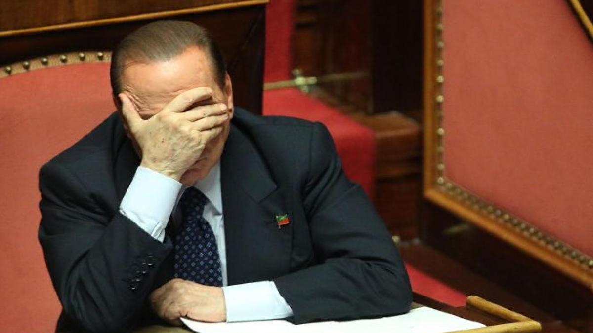 Silvio Berlusconi ar putea fi exclus din Senatul Italiei. O comisie parlamentară specială propune acestă variantă