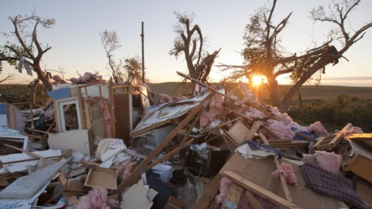 SUA. O tornadă din Nebraska a generat rafale de vânt care au atins 320 KILOMETRI PE ORĂ