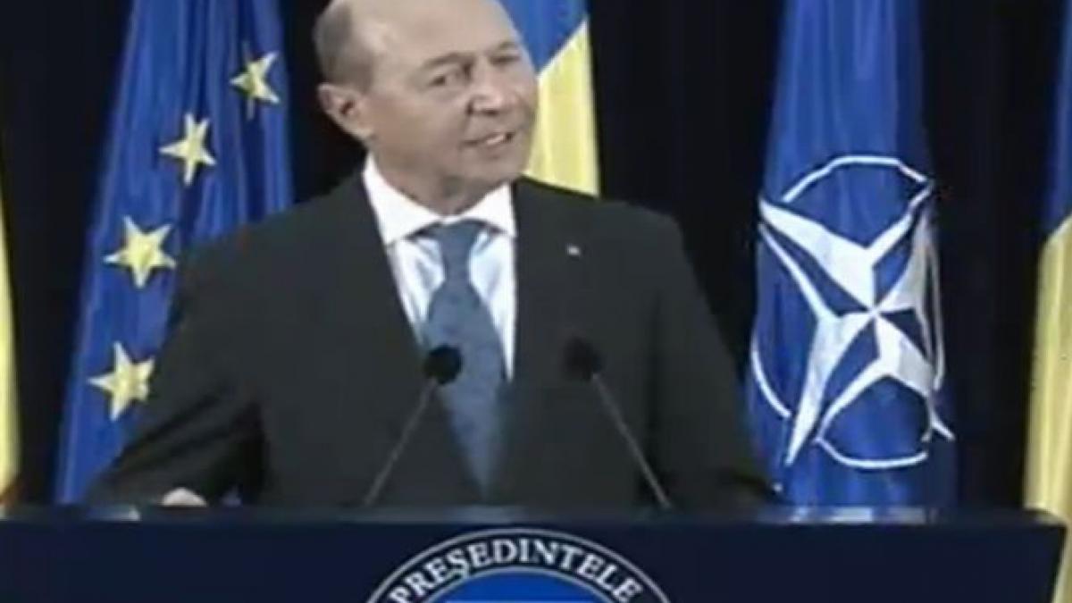 Băsescu: Privatizarea CFR Marfă ar putea să facă obiectul unei achete a DNA