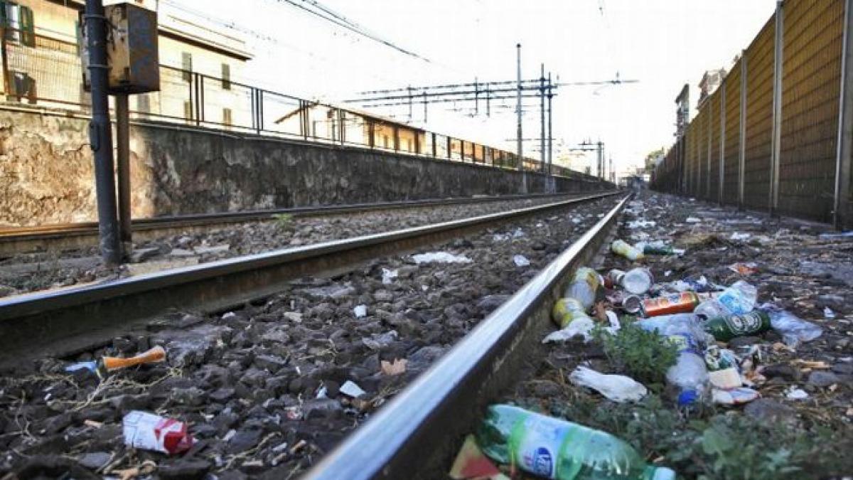 Două trenuri de călători s-au ciocnit în apropiere de Roma