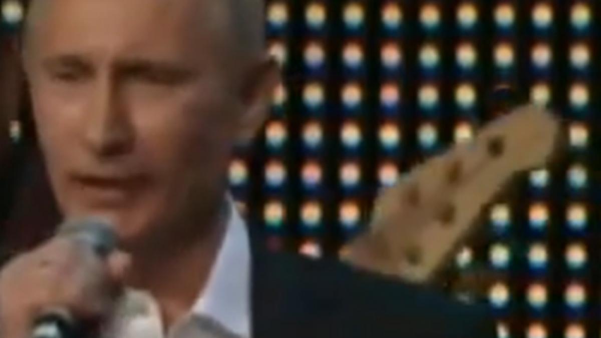 Vladimir Putin, cântăreţ la &quot;Vocea Rusiei&quot;. Vezi reacţia juraţilor