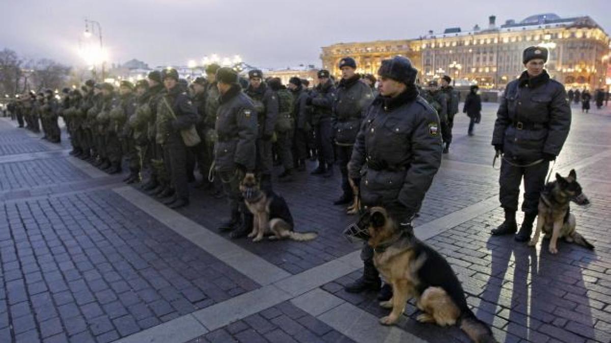 Ce se întâmplă în aceste momente în Rusia. Toţi străinii care se află în Moscova se simt ameninţaţi