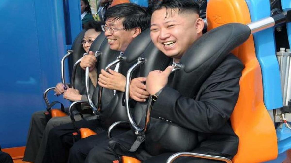 Kim Jong-un, un DICTATOR veritabil. Nord-coreenii mor de foame şi el trăieşte în regim de 7 stele