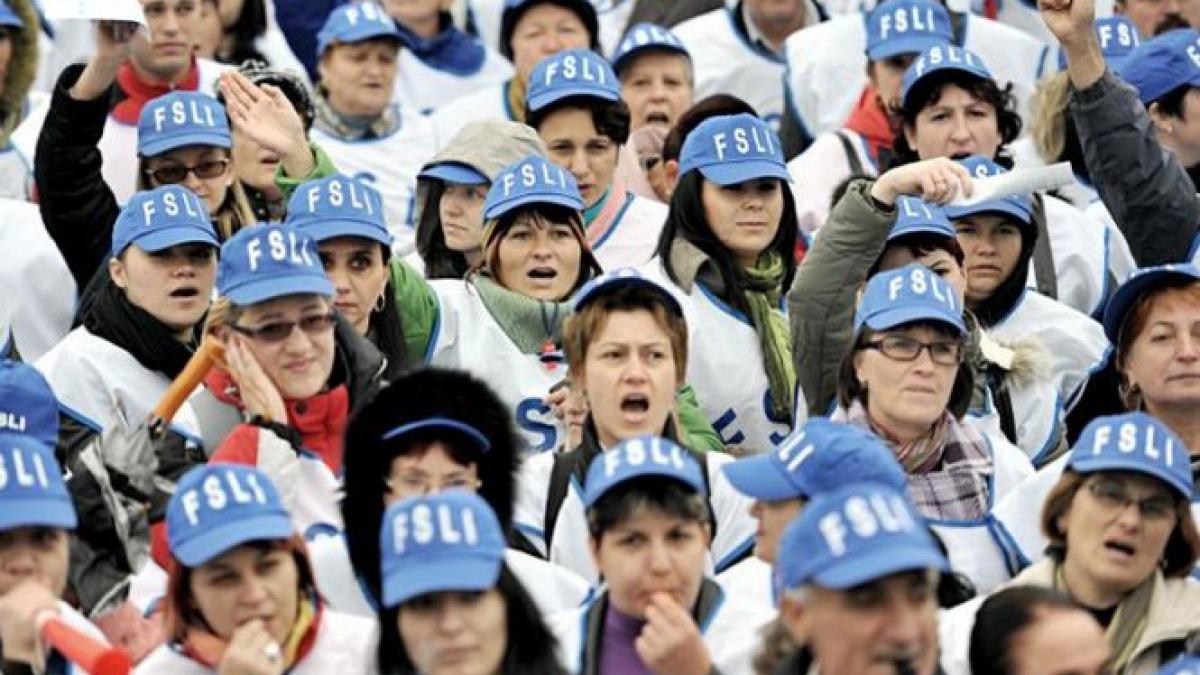 Zece mii de profesori şi studenţi vor protesta în Bucureşti, pe 6 noiembrie