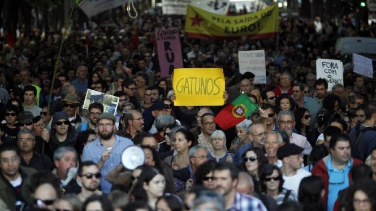 Câteva mii de persoane au manifestat în Portugalia, faţă de politicile de austeritate