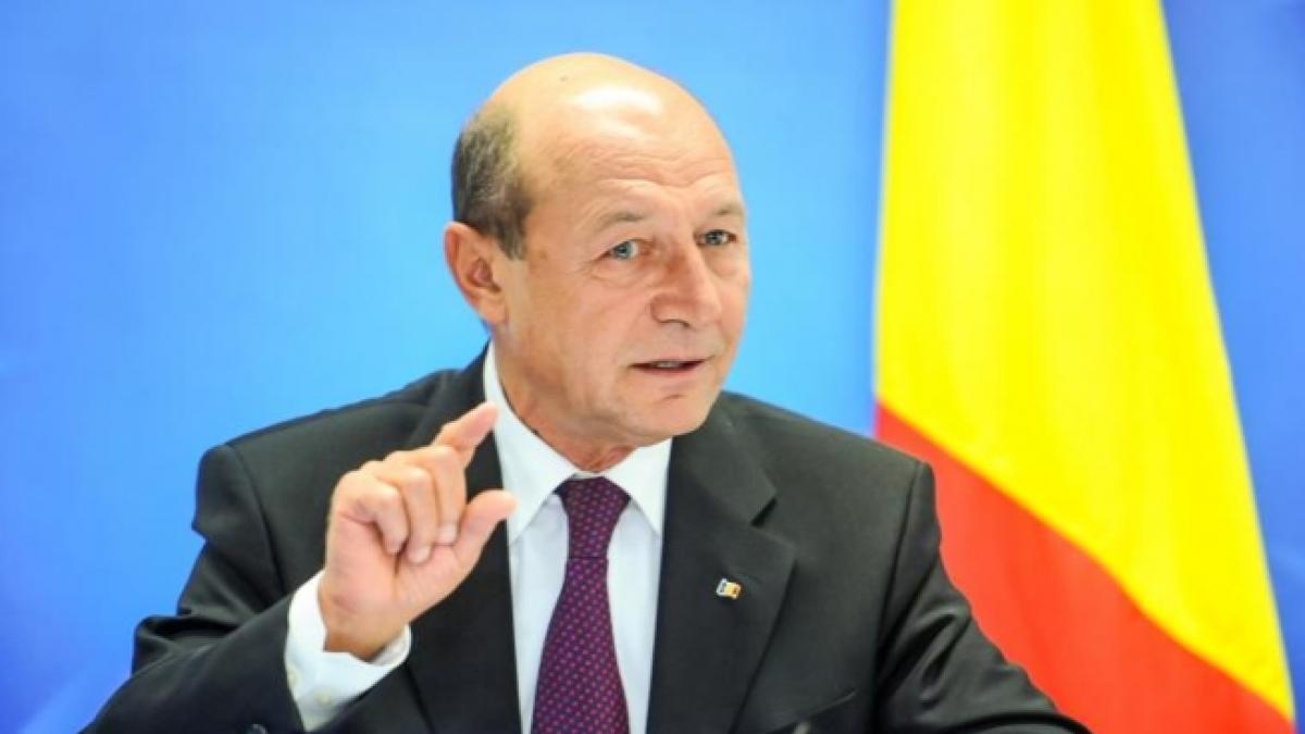 Traian Băsescu: Lumea nu se poate imagina fără marinari, fără politicieni poate