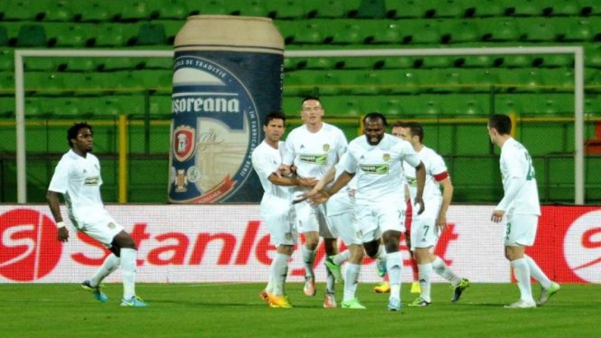 FC Vaslui a învins cu 4-1 pe FC Botoşani şi s-a calificat în sferturile de finală ale Cupei României